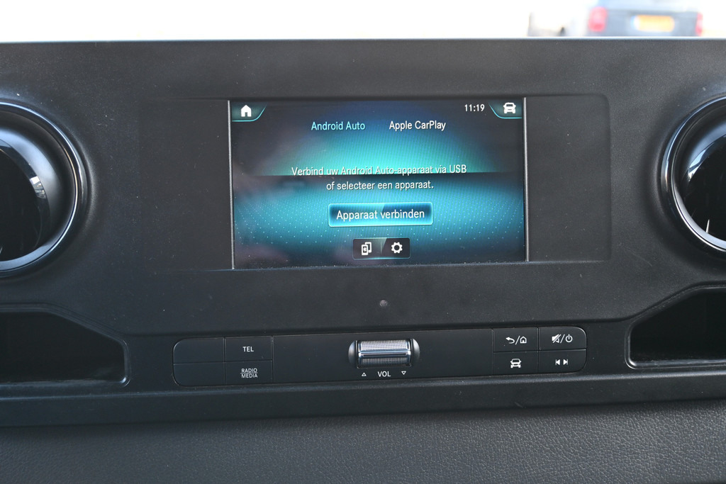 Mercedes-Benz Sprinter 10