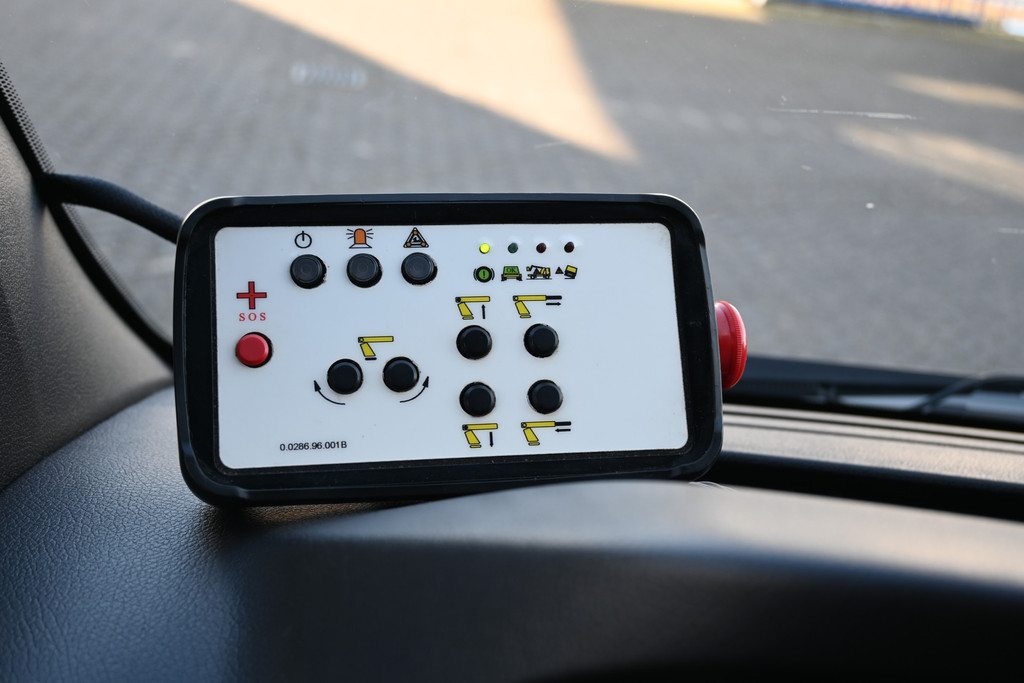 Mercedes-Benz Sprinter 5