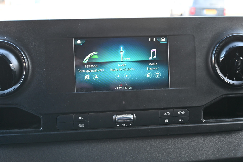 Mercedes-Benz Sprinter 9