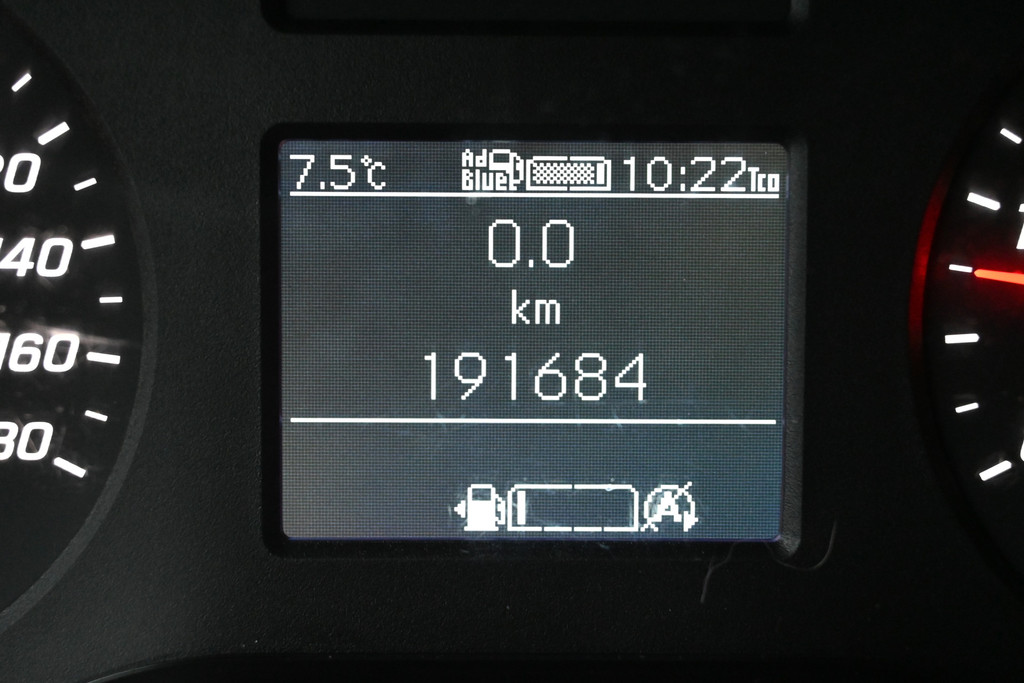 Mercedes-Benz Sprinter 16