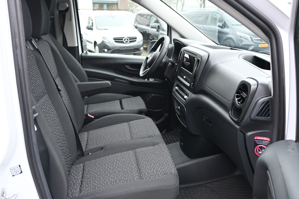 Mercedes-Benz Vito 7