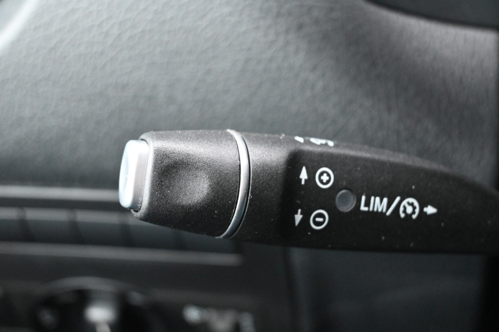 Mercedes-Benz Vito 13