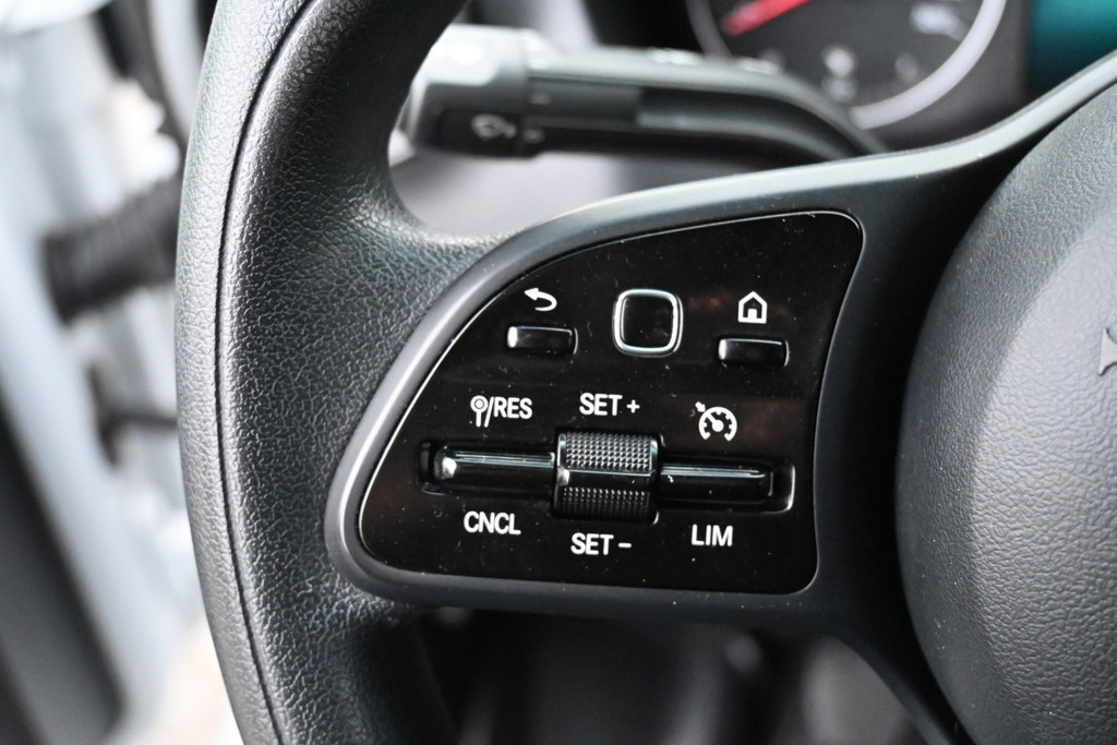 Mercedes-Benz Sprinter 15