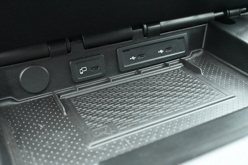 Mercedes-Benz Sprinter 16