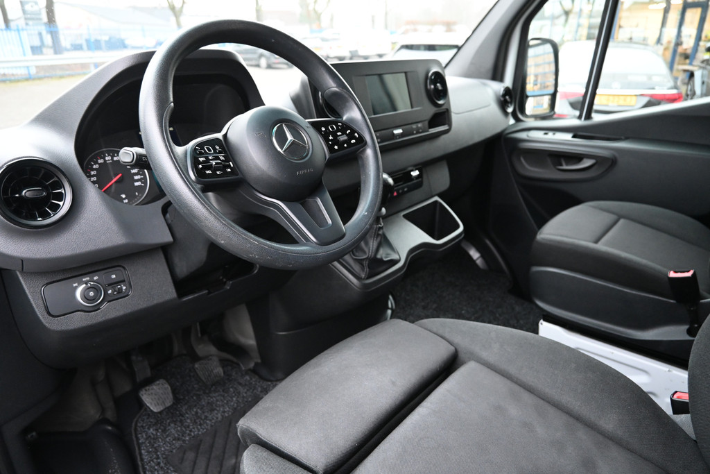 Mercedes-Benz Sprinter 3