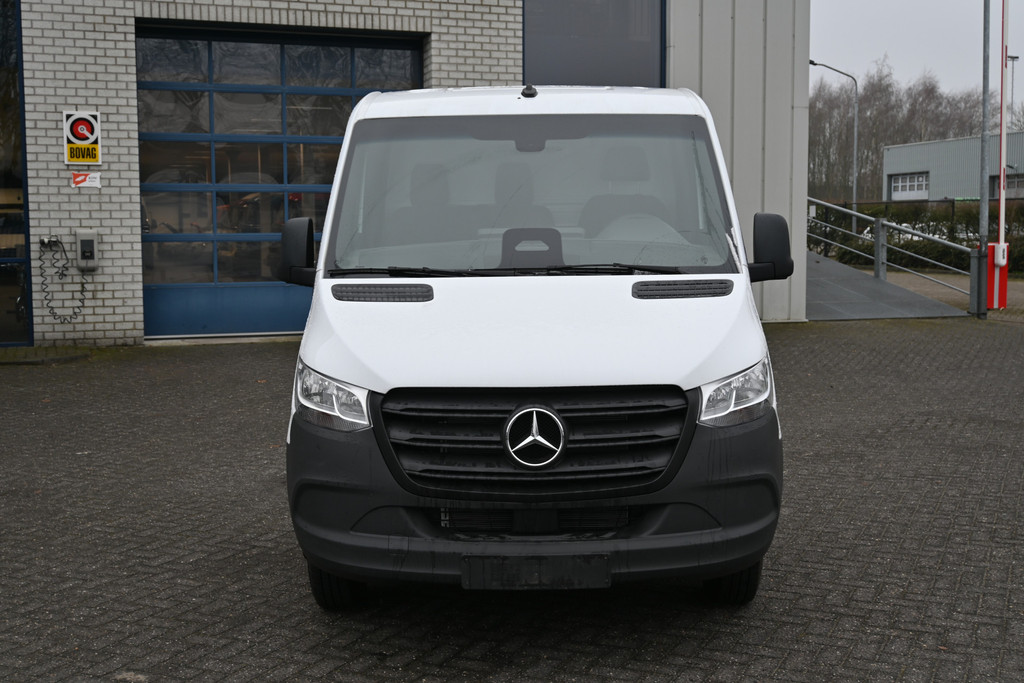 Mercedes-Benz Sprinter 1