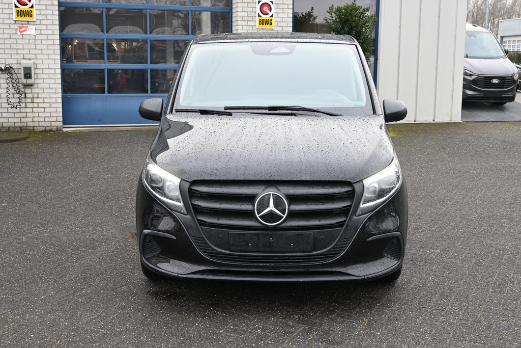 Mercedes-Benz Vito 1