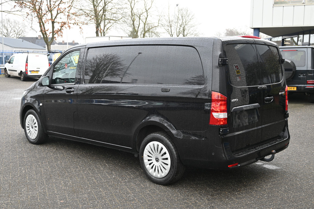 Mercedes-Benz Vito 10