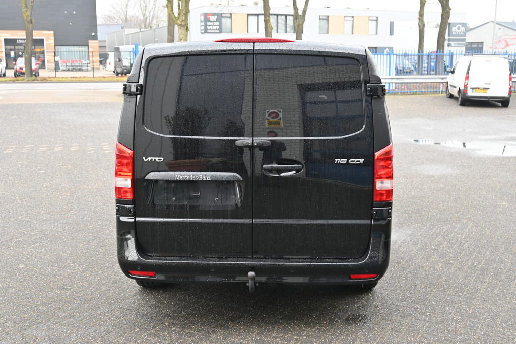 Mercedes-Benz Vito 11