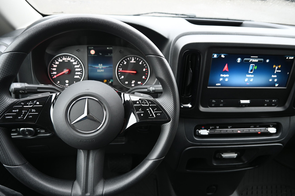 Mercedes-Benz Vito 14