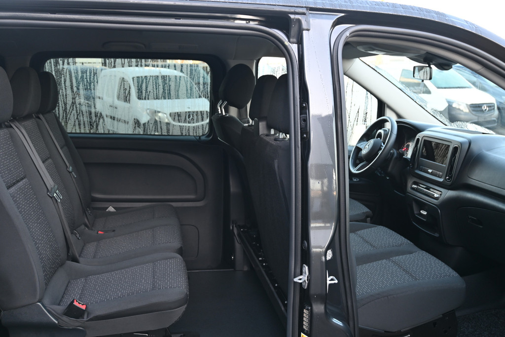 Mercedes-Benz Vito 8