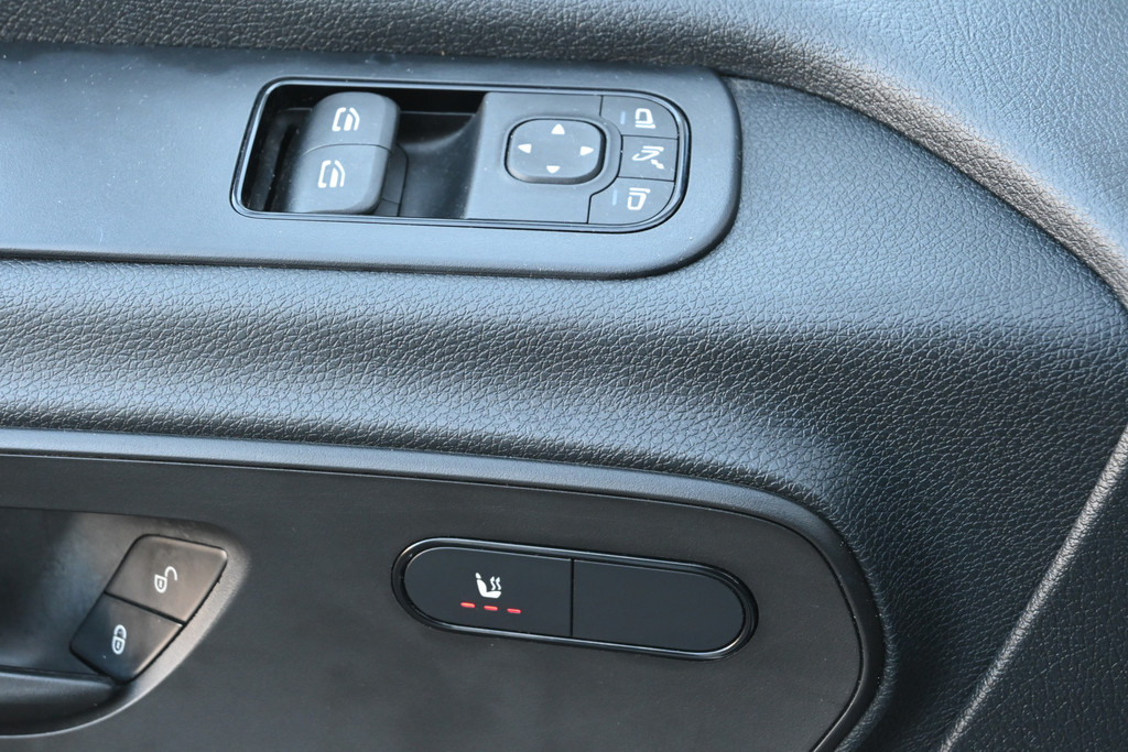 Mercedes-Benz Sprinter 19