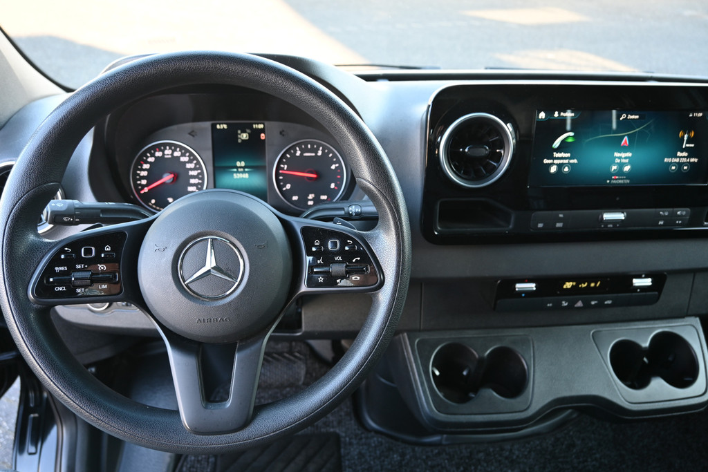 Mercedes-Benz Sprinter 15