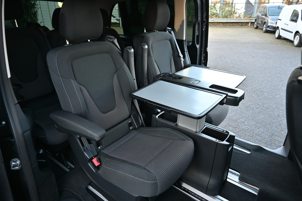 Mercedes-Benz V-Klasse 8