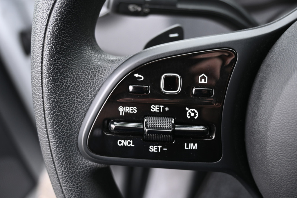 Mercedes-Benz Sprinter 15