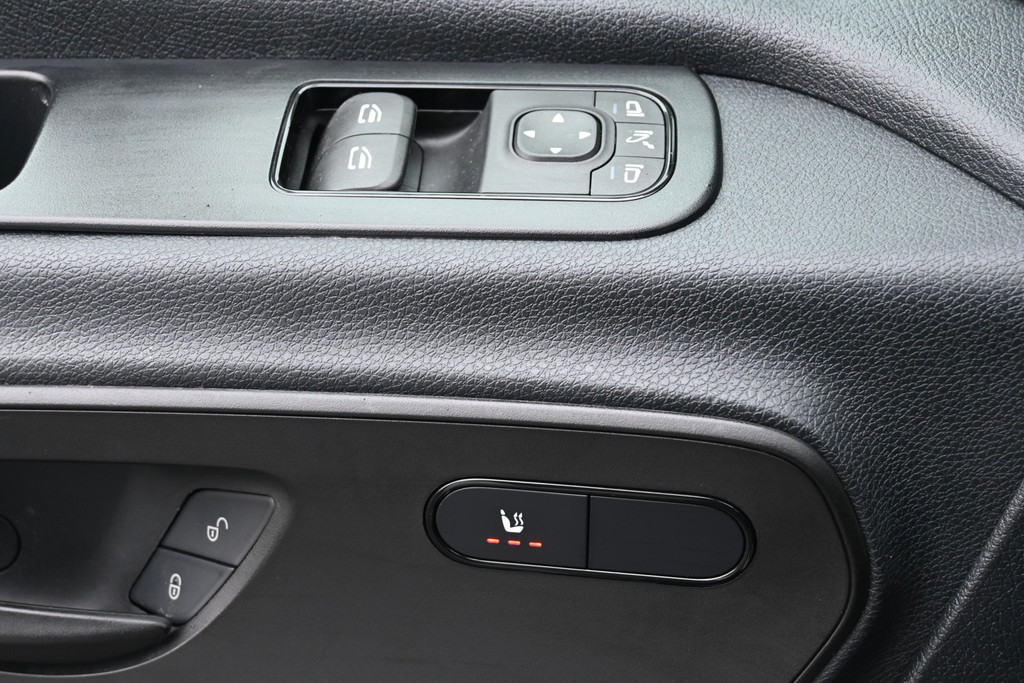 Mercedes-Benz Sprinter 16