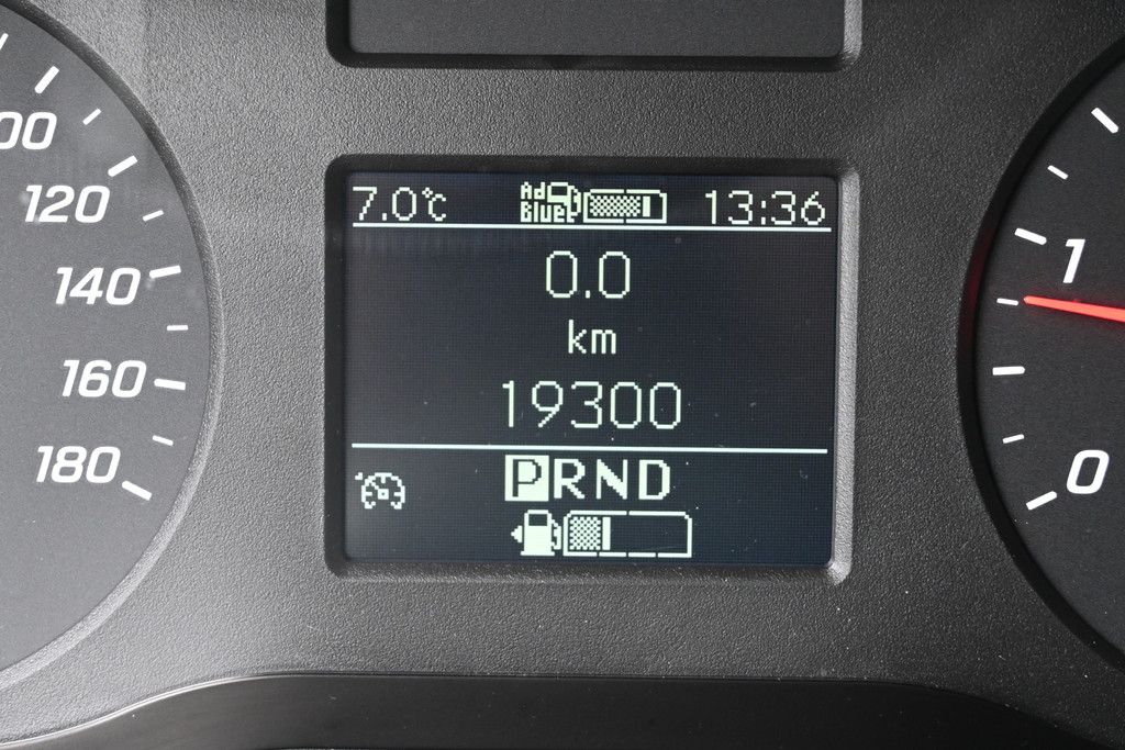 Mercedes-Benz Sprinter 18