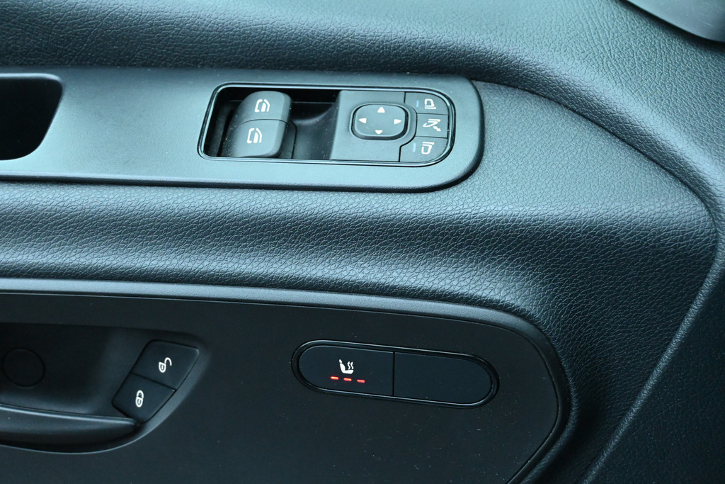 Mercedes-Benz Sprinter 14