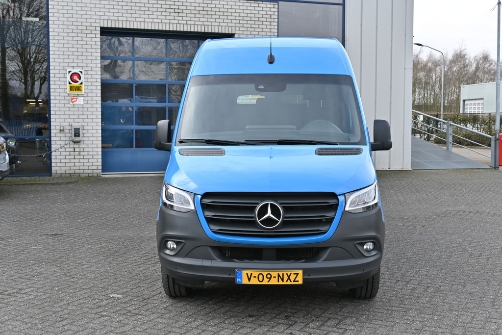 Mercedes-Benz Sprinter 1