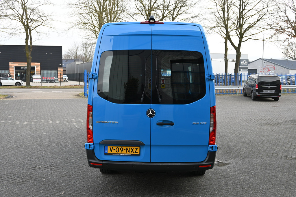 Mercedes-Benz Sprinter 12