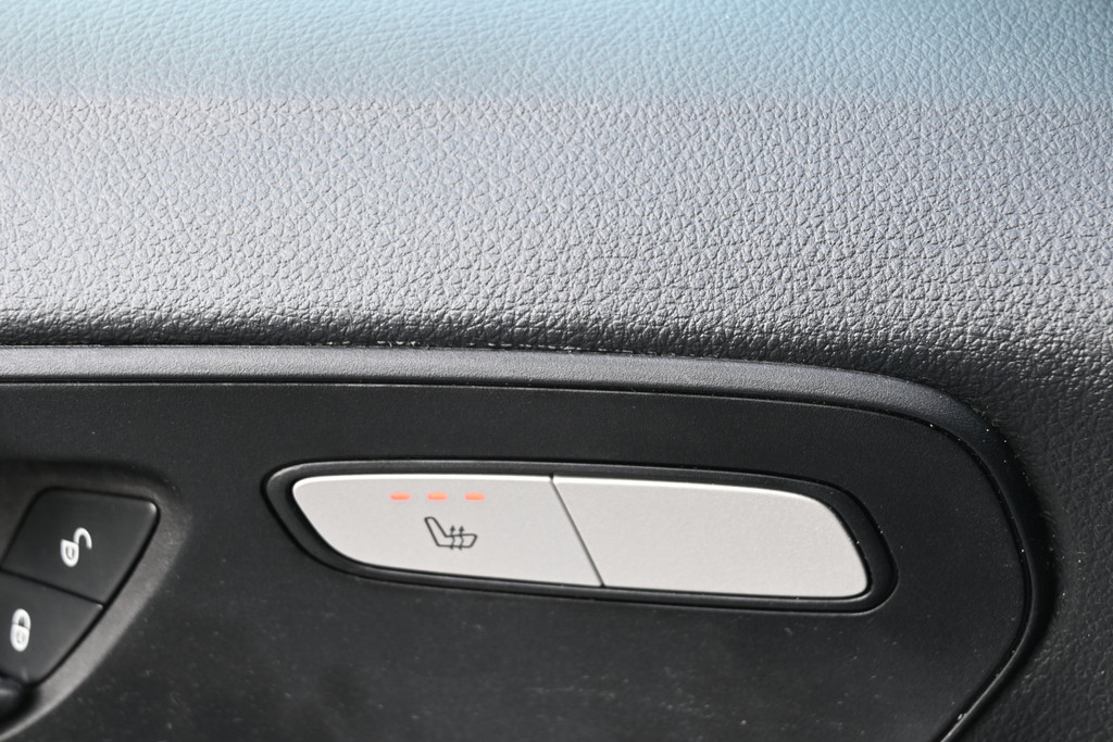 Mercedes-Benz Vito 15