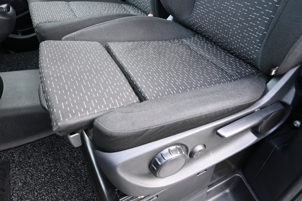 Mercedes-Benz Vito 16