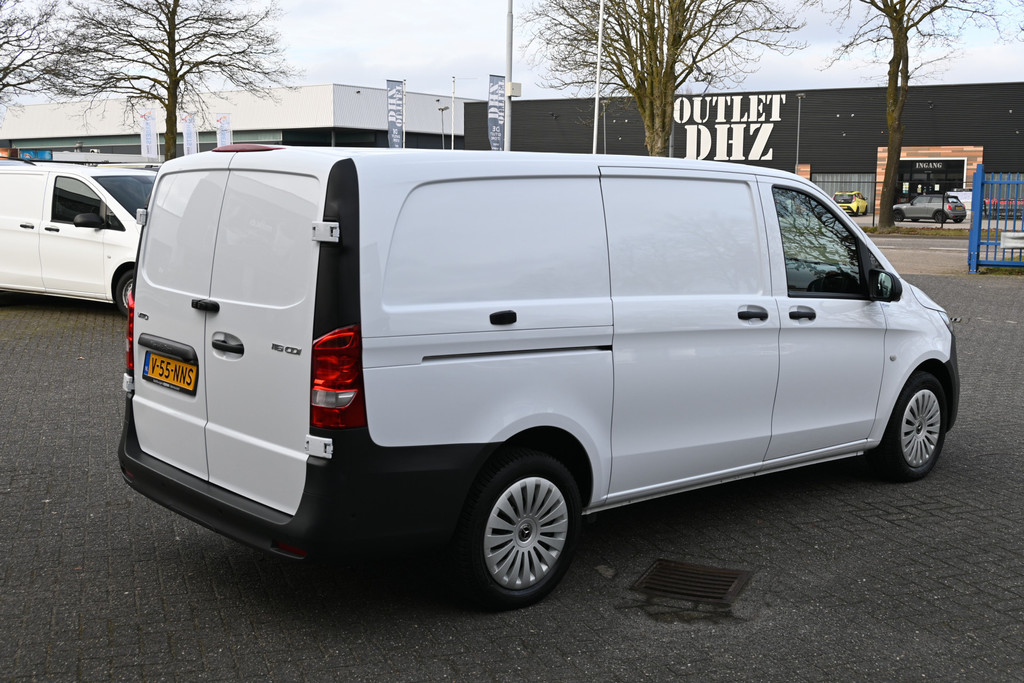 Mercedes-Benz Vito 2