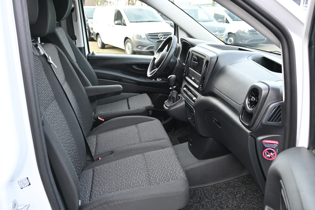 Mercedes-Benz Vito 7