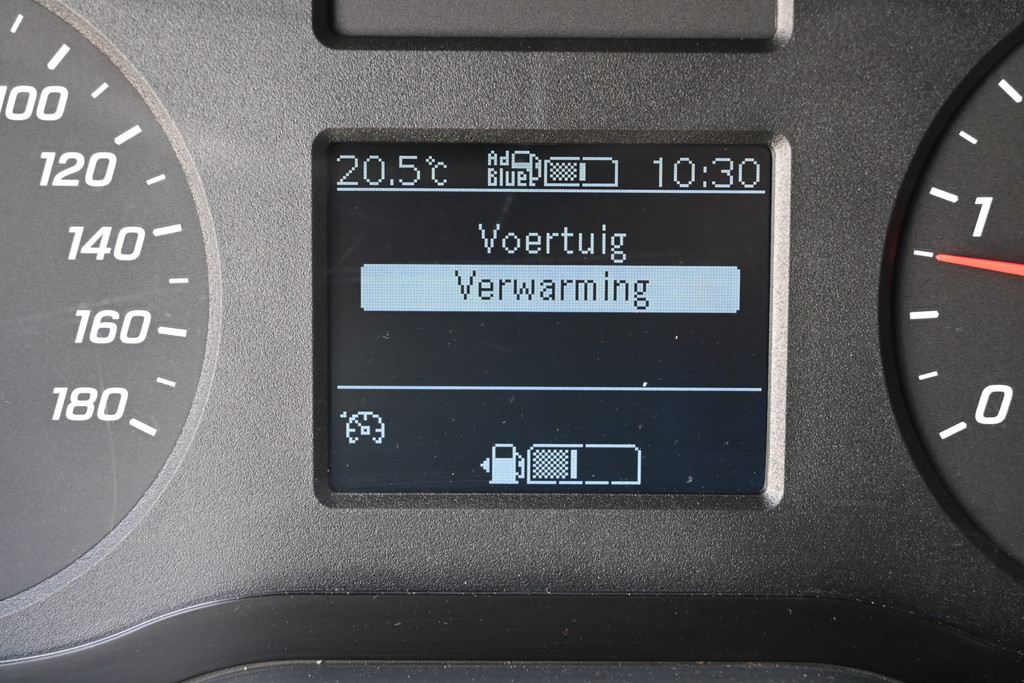 Mercedes-Benz Sprinter 15