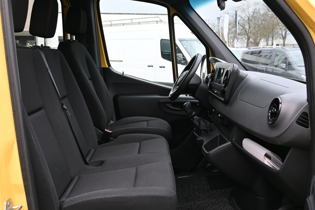Mercedes-Benz Sprinter 8