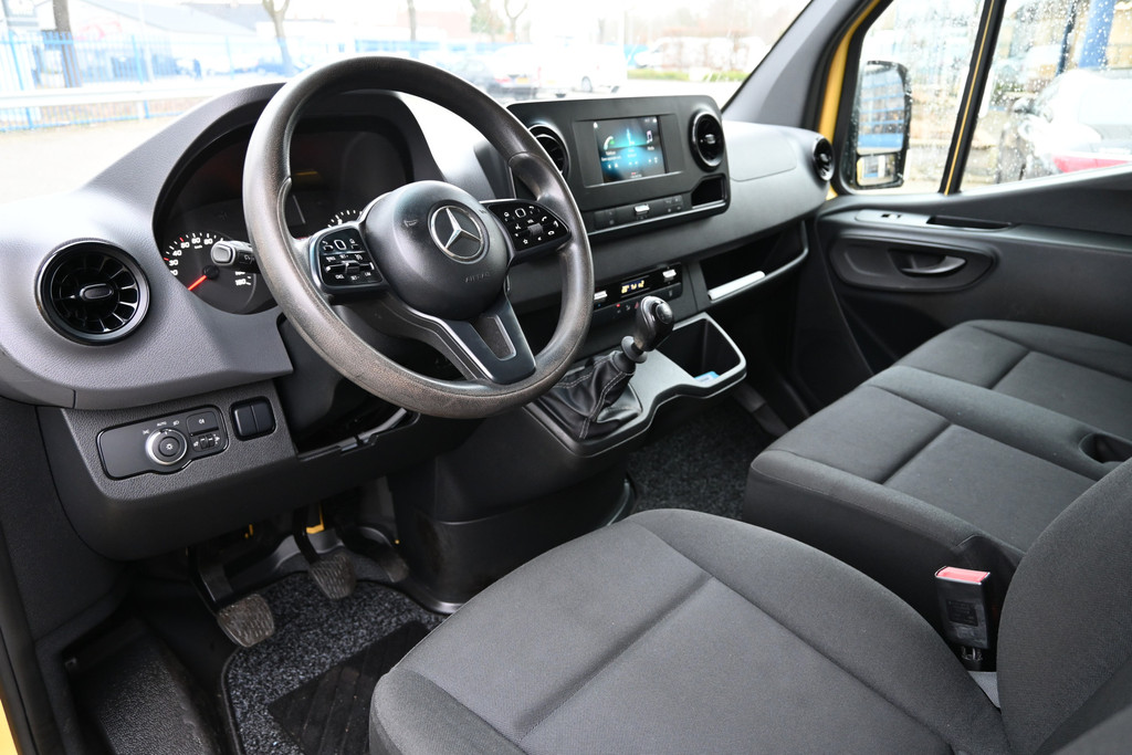 Mercedes-Benz Sprinter 3