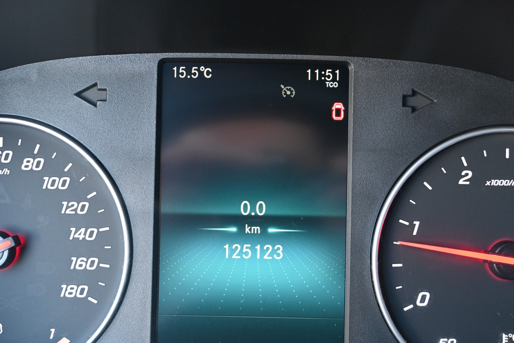 Mercedes-Benz Sprinter 19