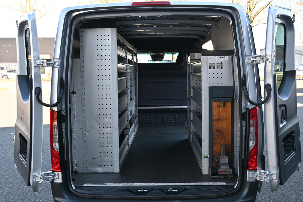 Mercedes-Benz Sprinter 3