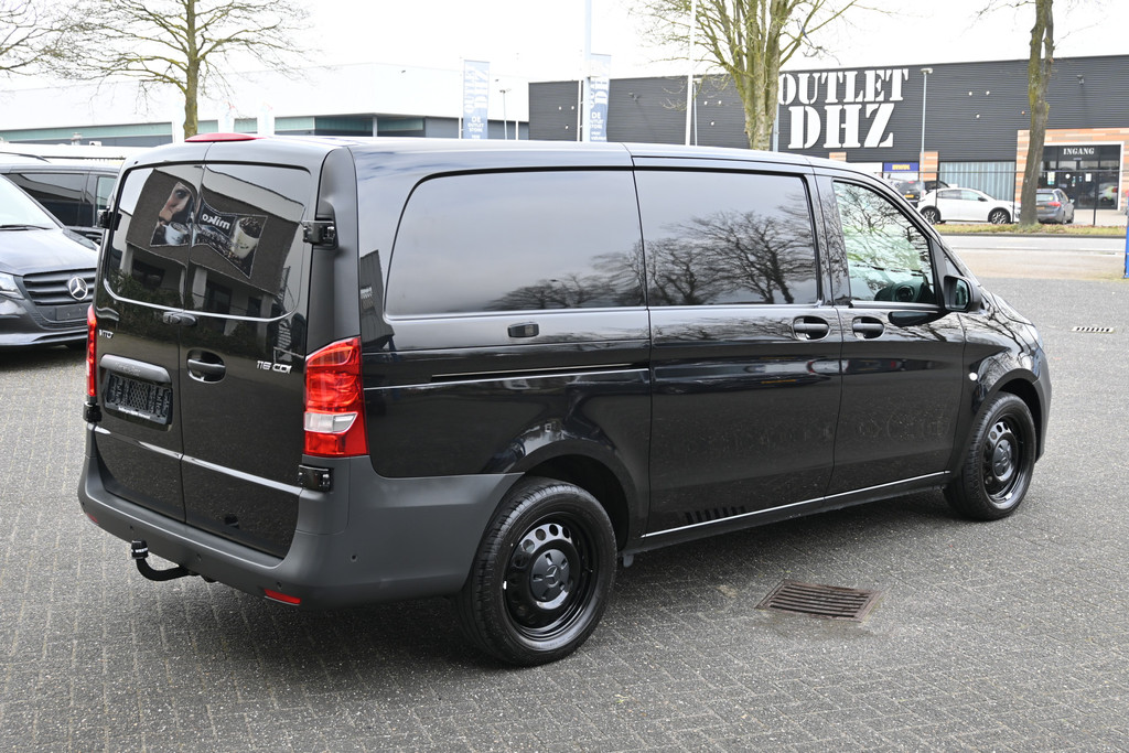 Mercedes-Benz Vito 2