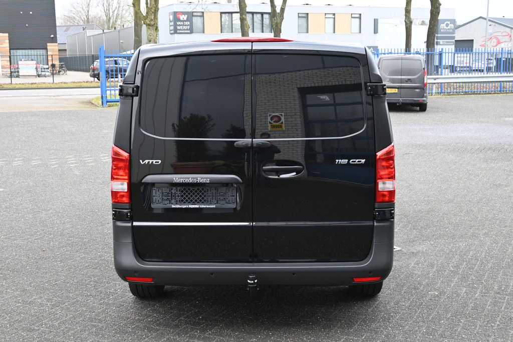 Mercedes-Benz Vito 9