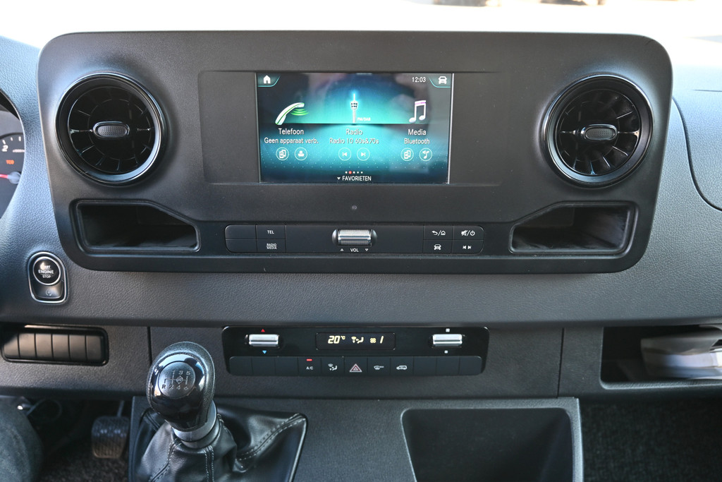 Mercedes-Benz Sprinter 5