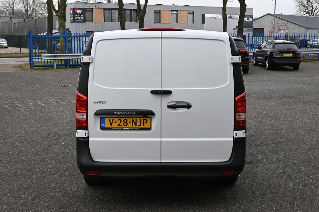 Mercedes-Benz Vito 10
