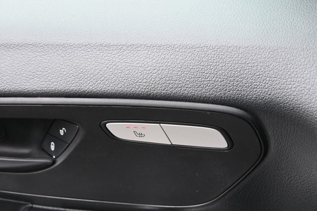 Mercedes-Benz Vito 15