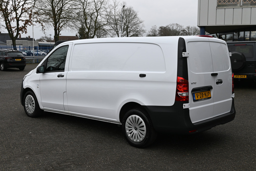 Mercedes-Benz Vito 9