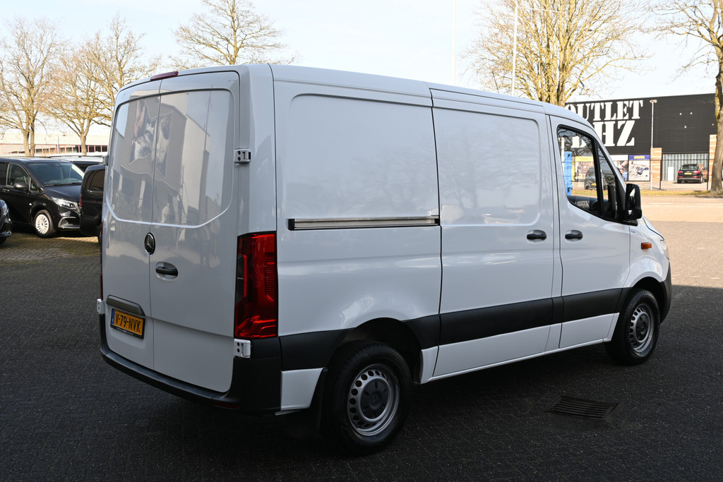 Mercedes-Benz Sprinter 2