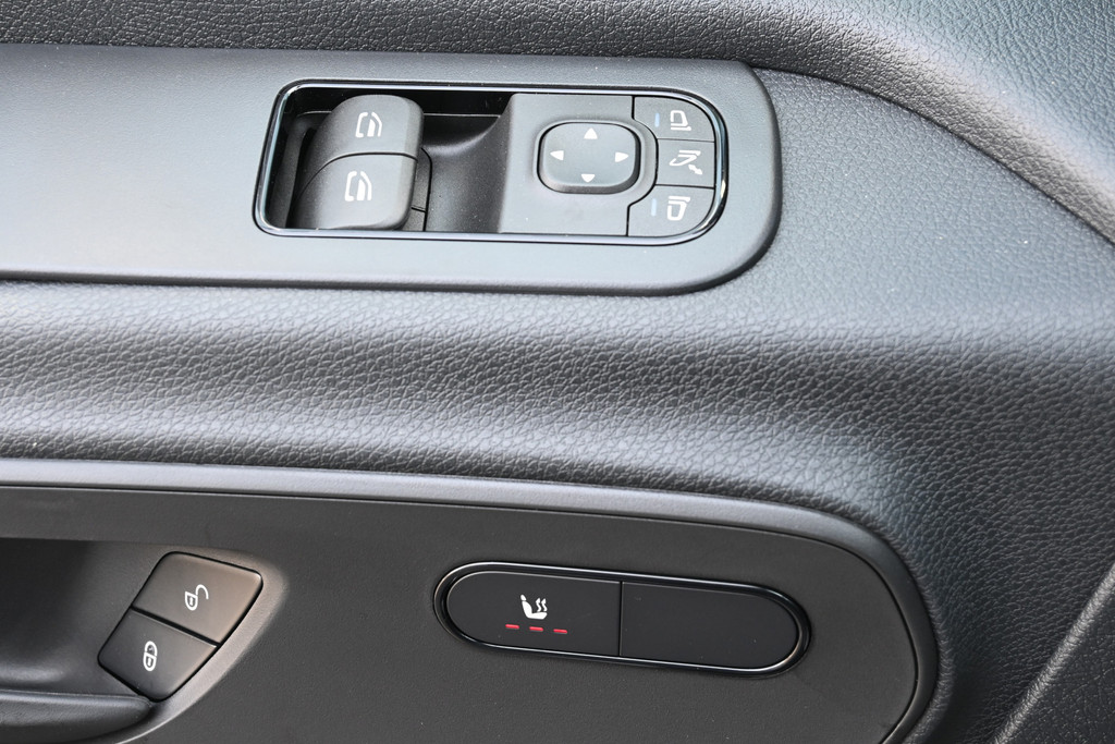 Mercedes-Benz Sprinter 15