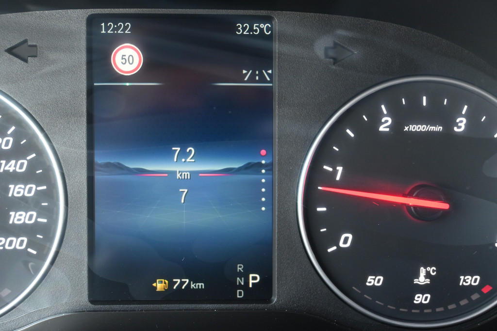 Mercedes-Benz Sprinter 18