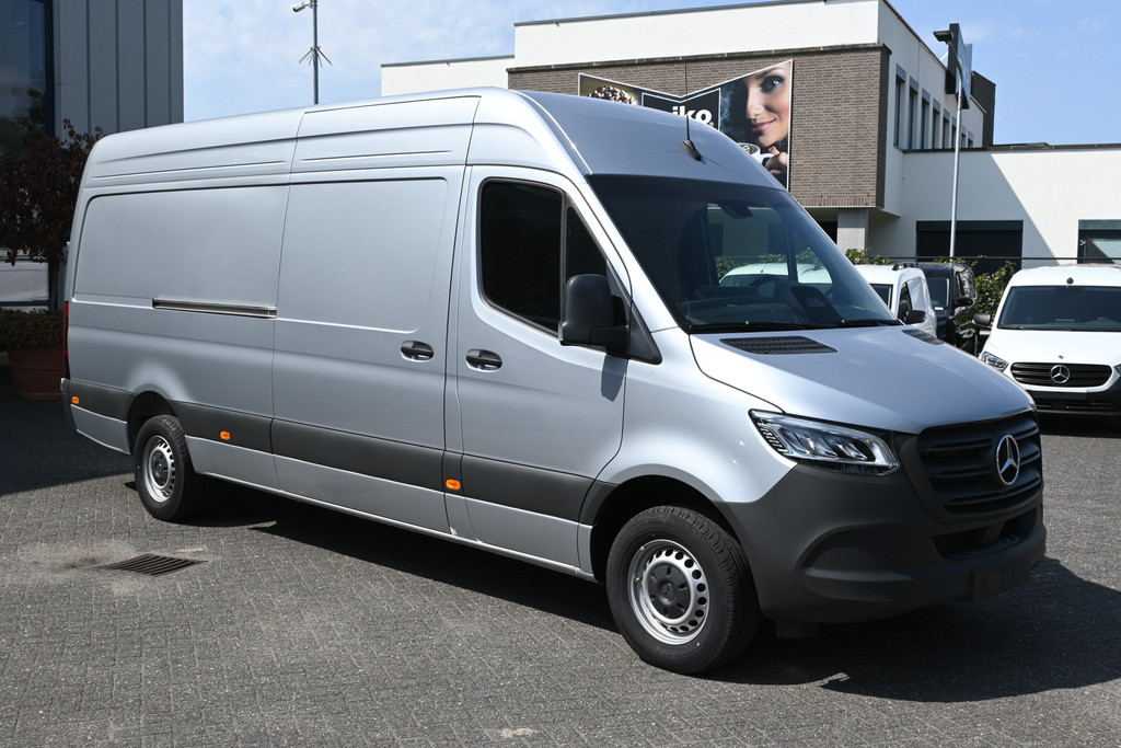 Mercedes-Benz Sprinter 7