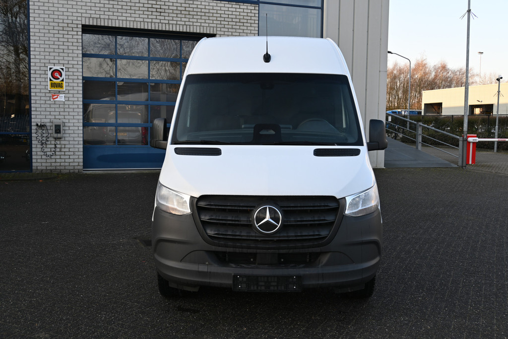 Mercedes-Benz eSprinter 1