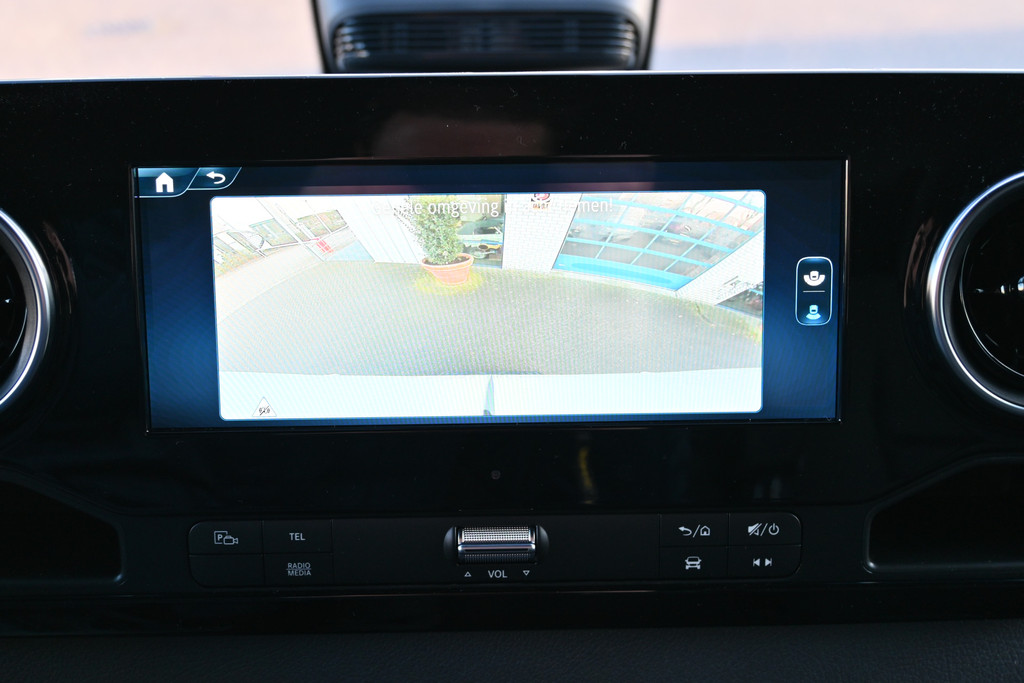 Mercedes-Benz eSprinter 5