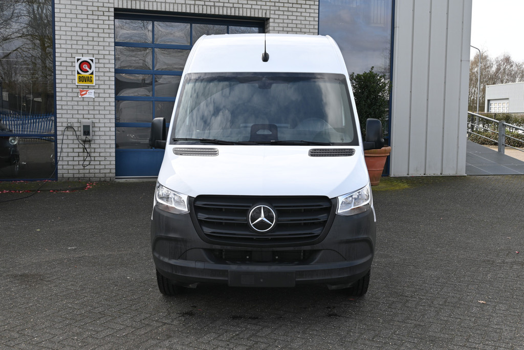 Mercedes-Benz eSprinter 1