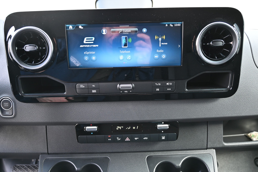 Mercedes-Benz eSprinter 23