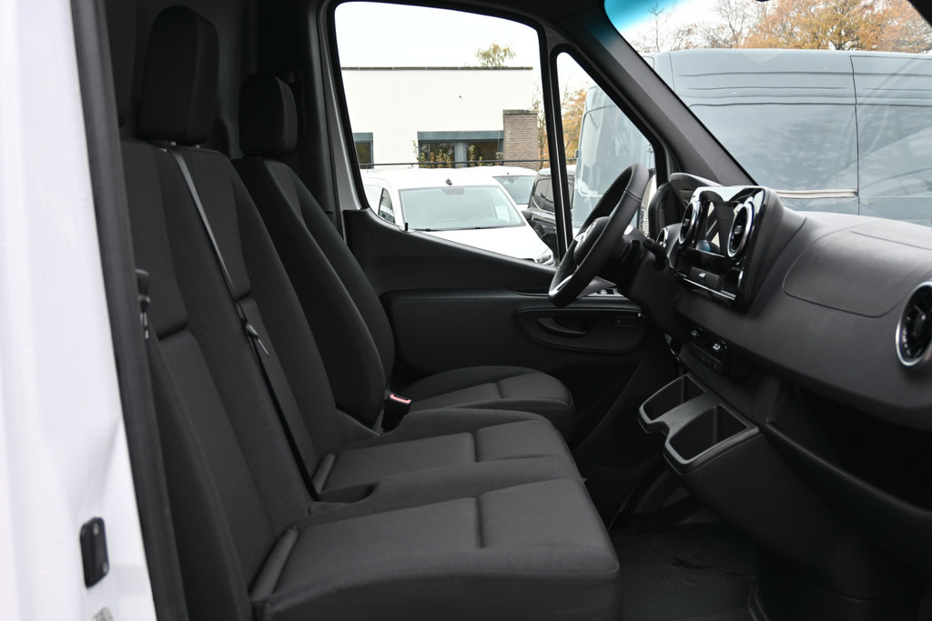 Mercedes-Benz eSprinter 6