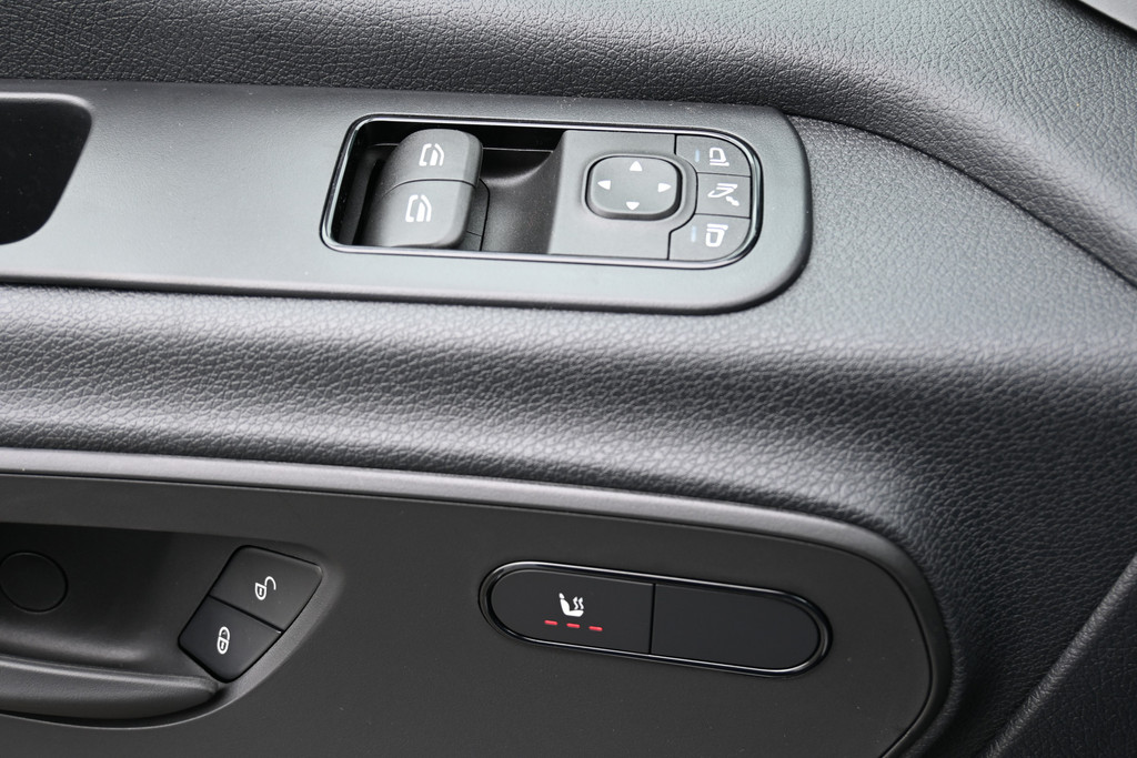 Mercedes-Benz eSprinter 13