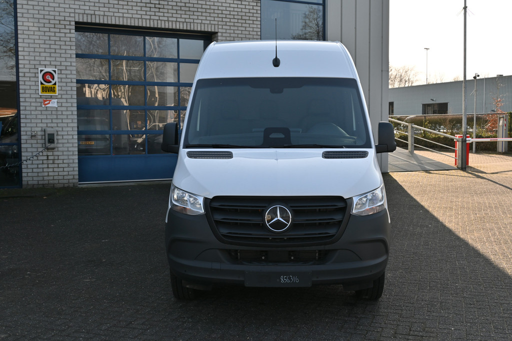 Mercedes-Benz eSprinter 1